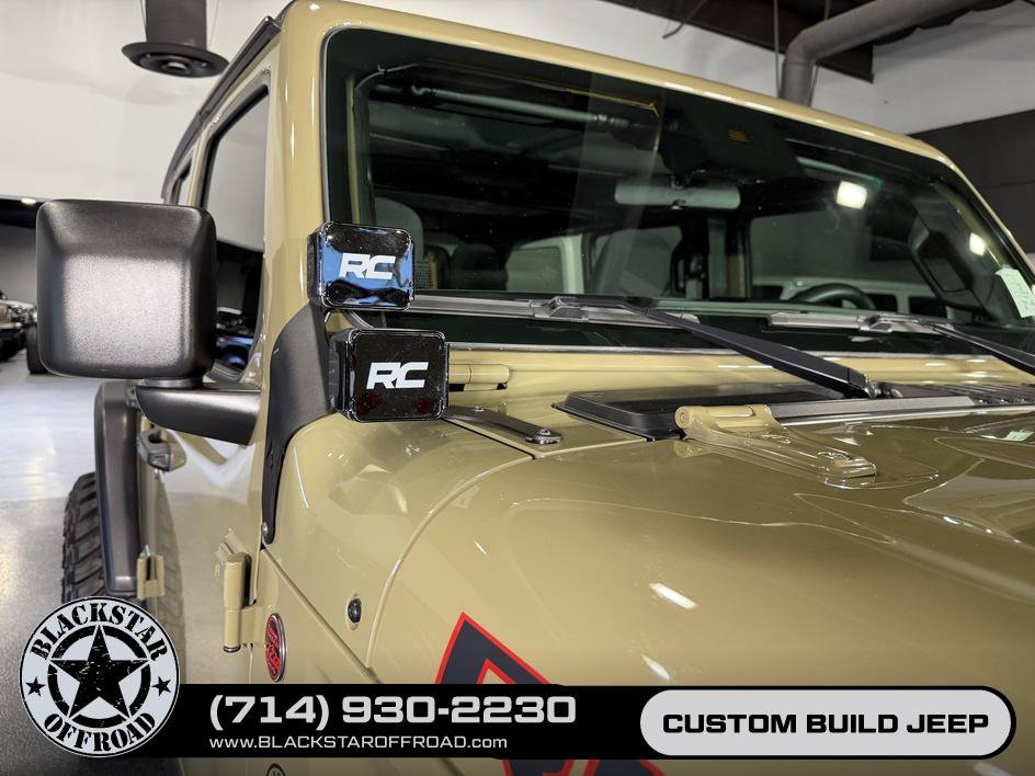 Used 2025 Jeep Wrangler Unlimited Rubicon AWD/4WD image 29