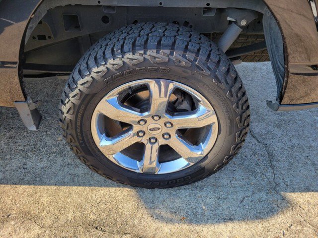 Used 2022 Ford F150 Lariat image 8