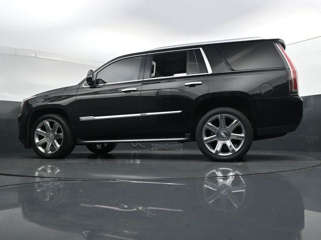 Used 2020 Cadillac Escalade Luxury AWD/4WD image 32