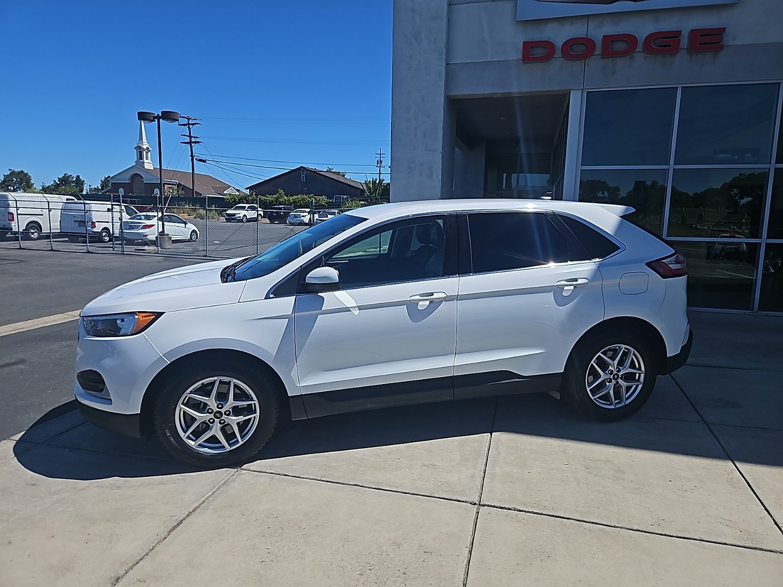 Used 2024 Ford Edge SEL AWD/4WD image 3