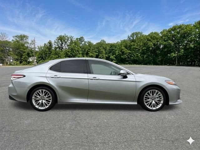 Used 2019 Toyota Camry XLE w/ Driver Assist Package FWD image 10