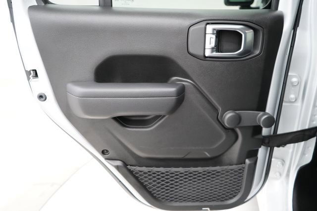 Used 2024 Jeep Wrangler Sport image 43