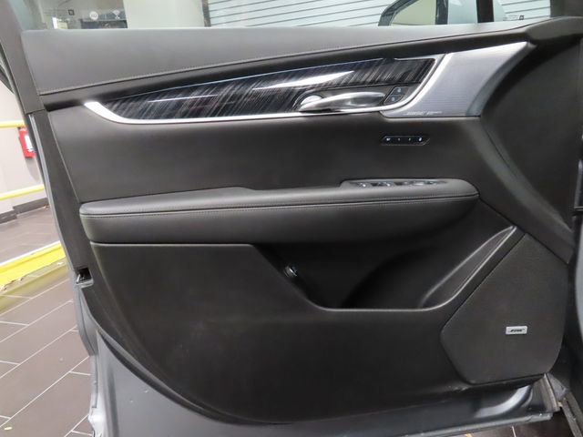 Certified 2025 Cadillac XT6 Premium Luxury image 10