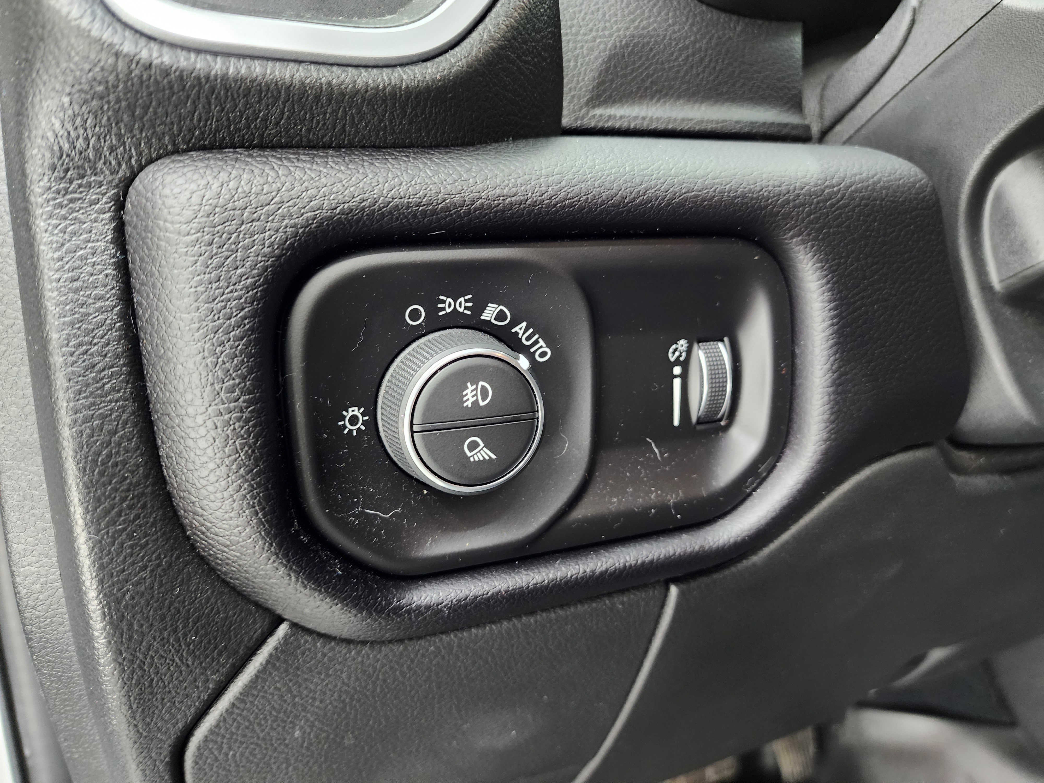 Used 2022 RAM 2500 Big Horn w/ Night Edition image 38