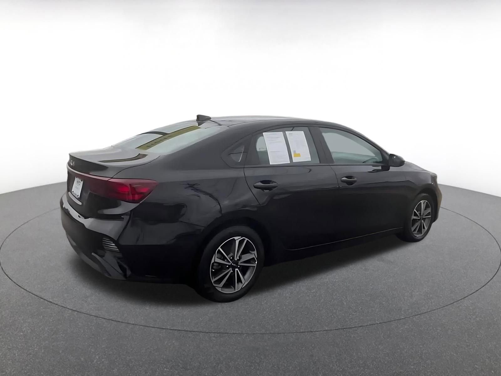 Used 2024 Kia Forte LXS image 15