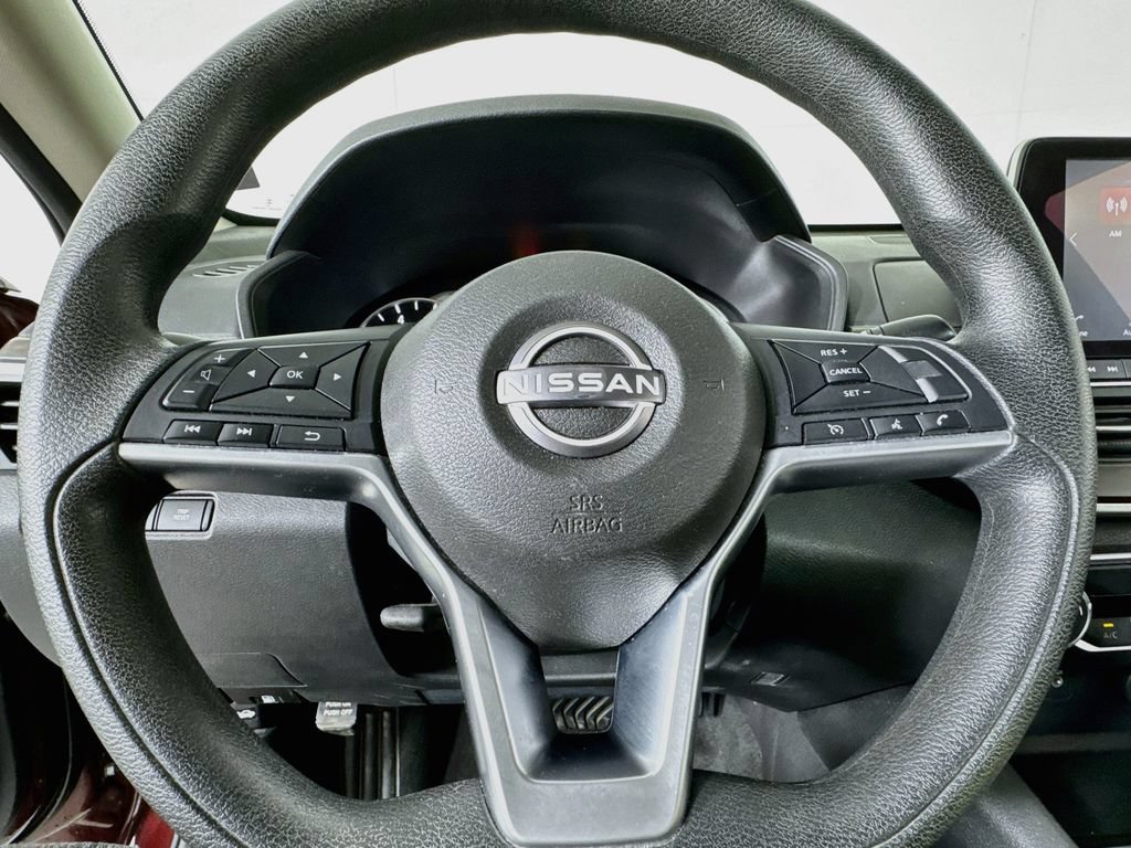 Used 2024 Nissan Altima 2.5 SV FWD image 35