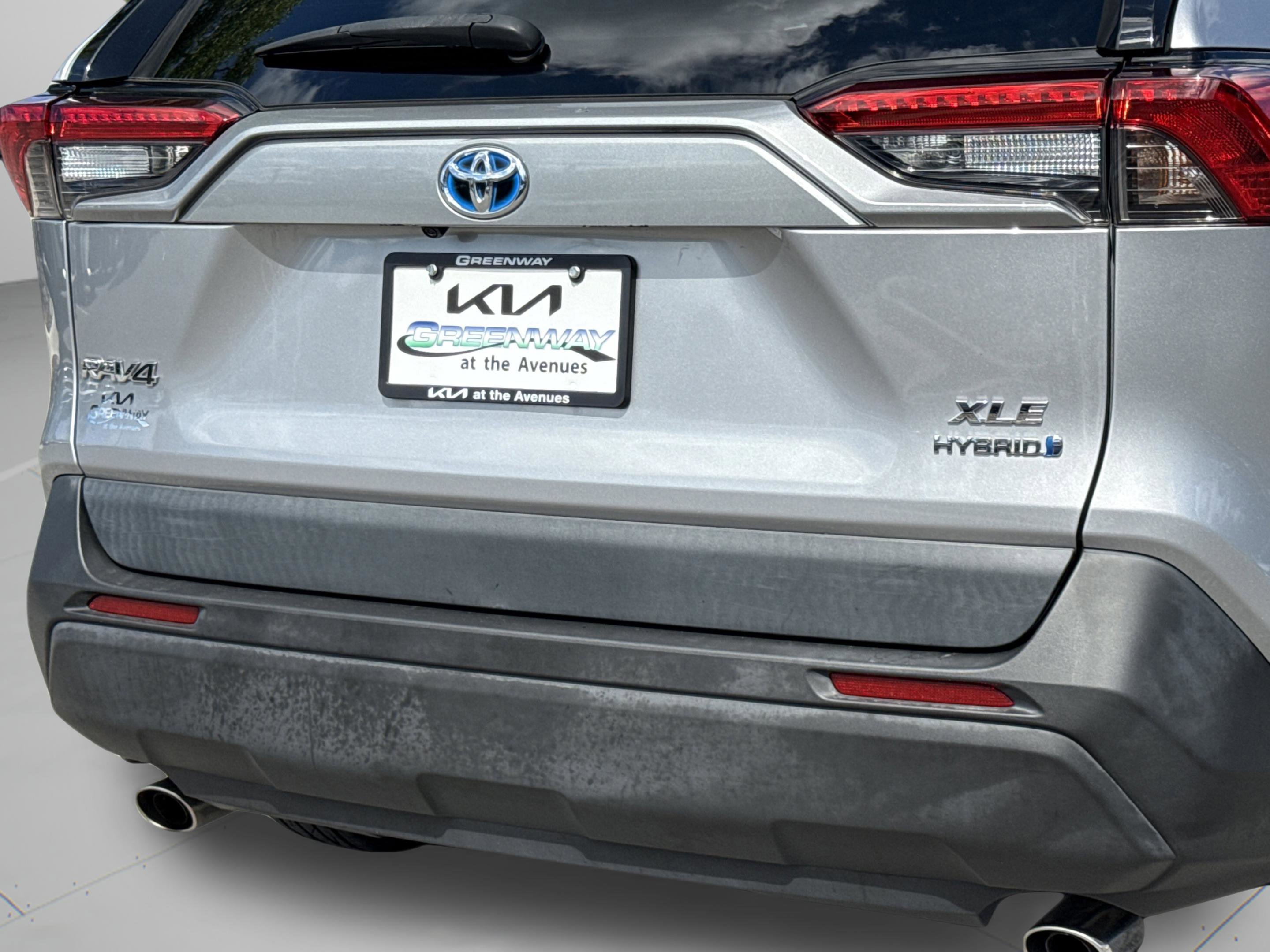 Used 2022 Toyota RAV4 XLE w/ Convenience Package AWD/4WD image 33