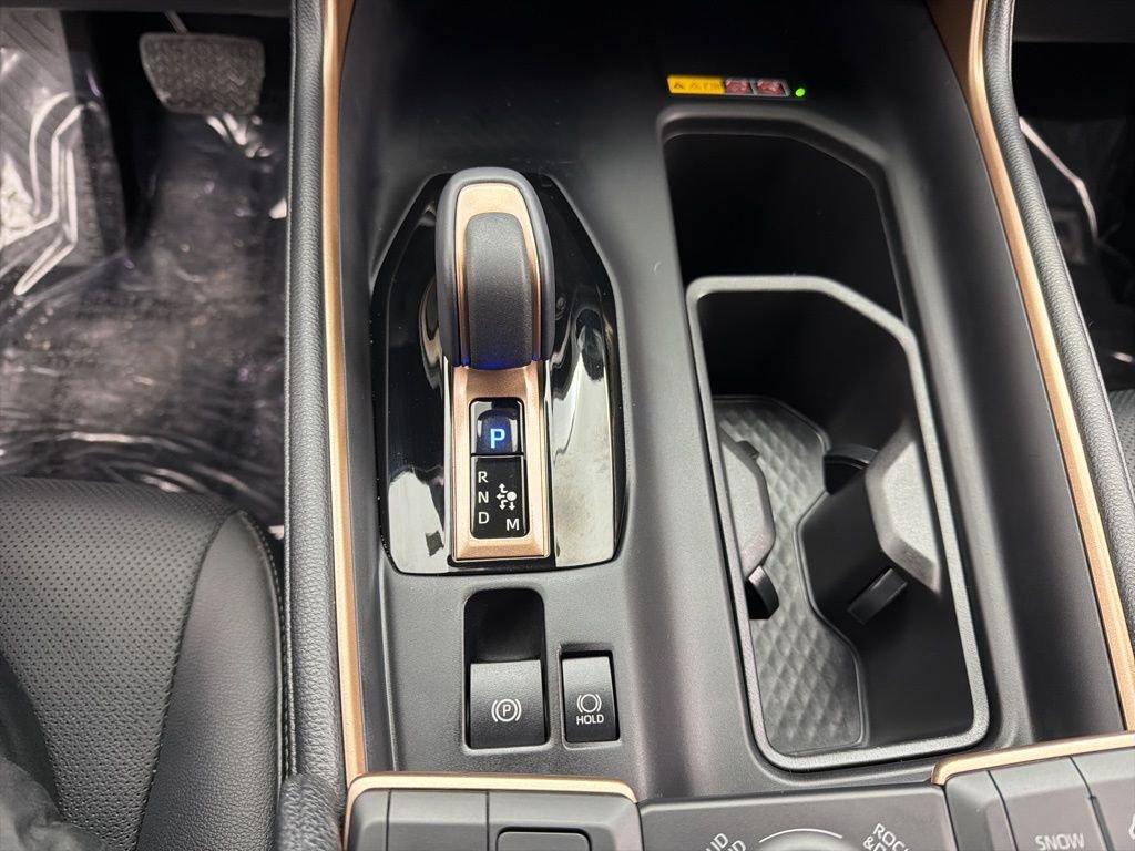 Used 2024 Toyota Grand Highlander AWD Hybrid image 16