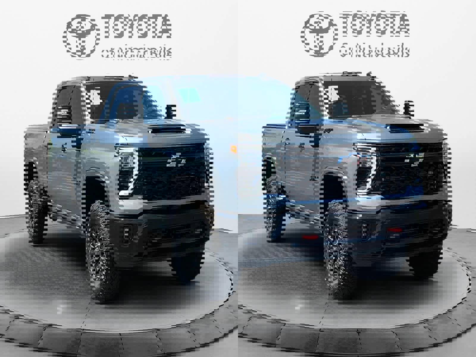 Used 2025 Chevrolet Silverado 2500 ZR2 w/ Technology Package AWD/4WD image 7