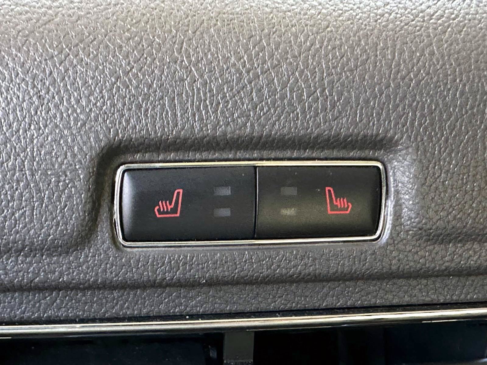 Used 2022 Lincoln Corsair AWD w/ Premium Package image 17