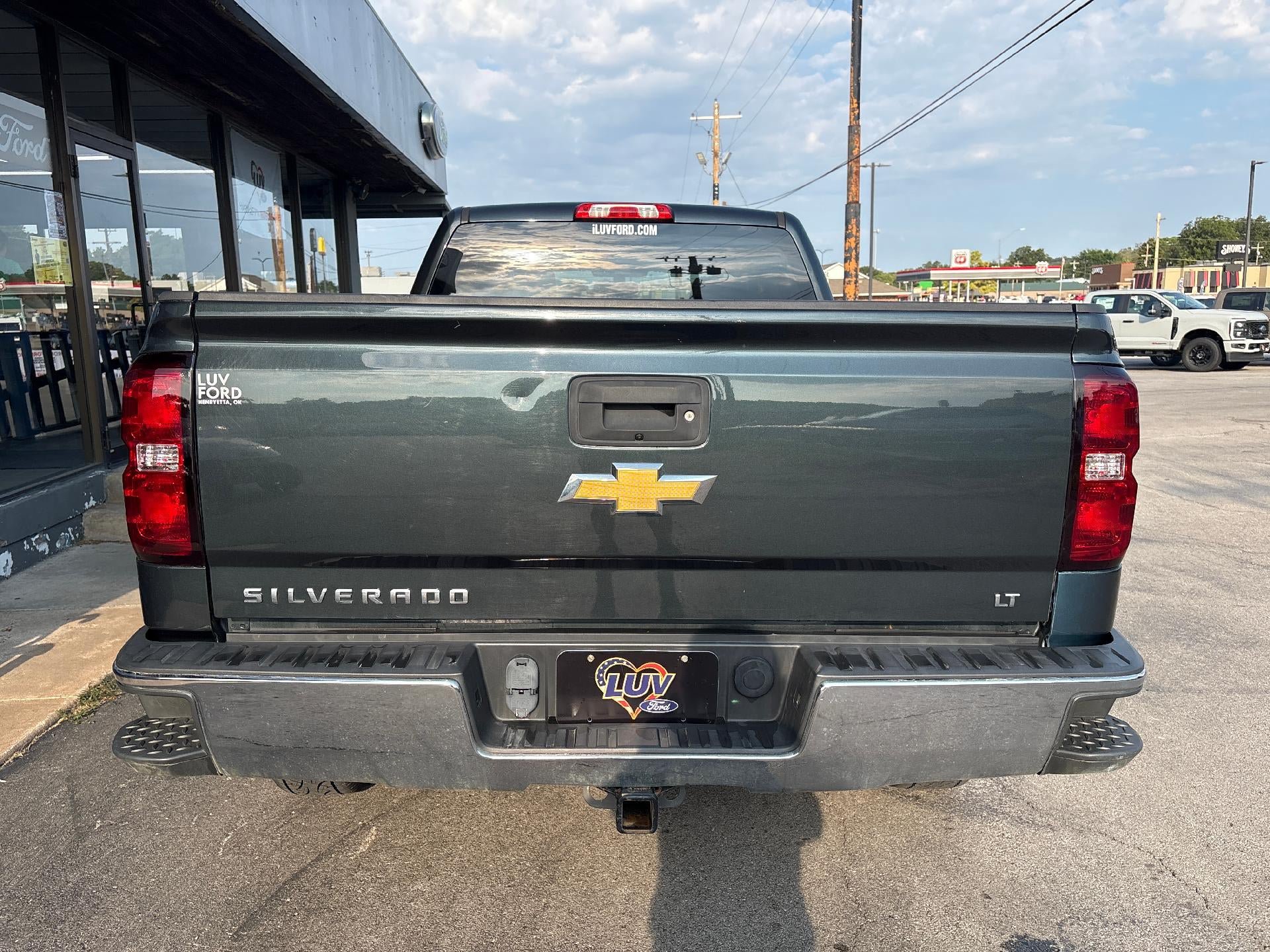 Used 2018 Chevrolet Silverado 1500 LT w/ All Star Edition AWD/4WD image 9