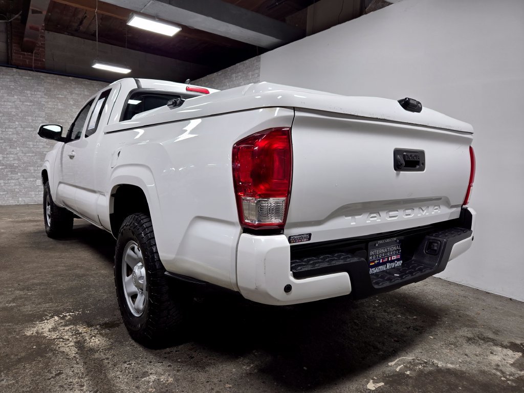 Used 2017 Toyota Tacoma SR RWD image 33