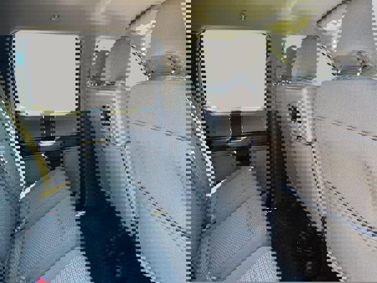 Used 2017 Ford F150 XLT w/ Trailer Tow Package image 28