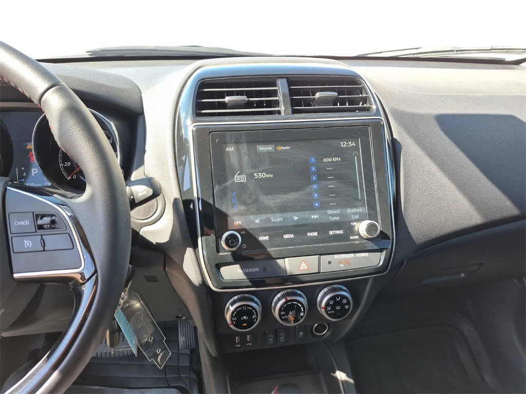 Used 2025 Mitsubishi Outlander Sport LE image 45