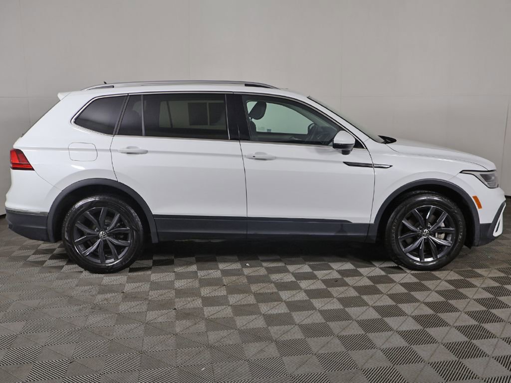 Used 2023 Volkswagen Tiguan SE image 18
