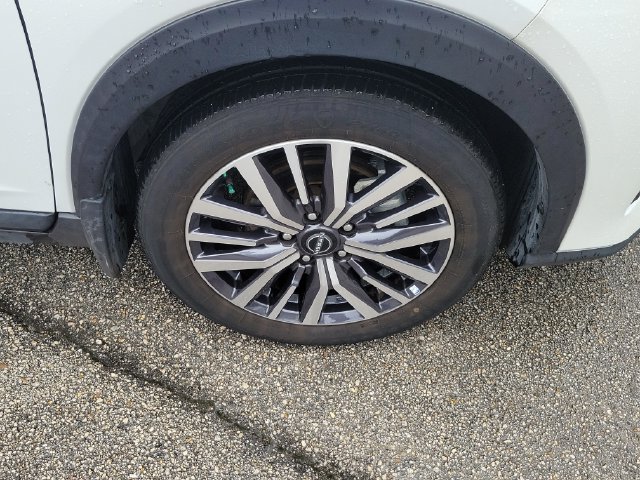 Certified 2024 Nissan Kicks SV FWD image 7