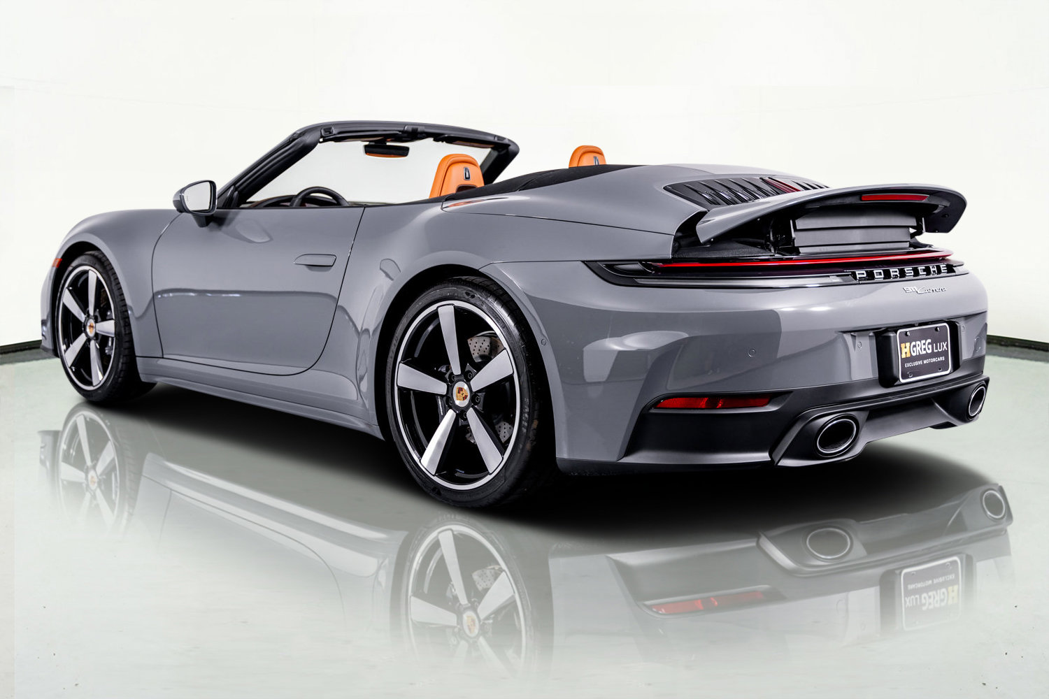 Used 2025 Porsche 911 Carrera image 19