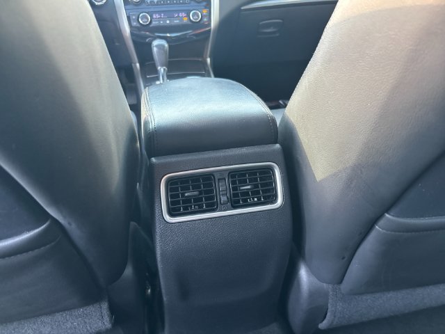 Used 2013 Nissan Altima 3.5 SL FWD image 14