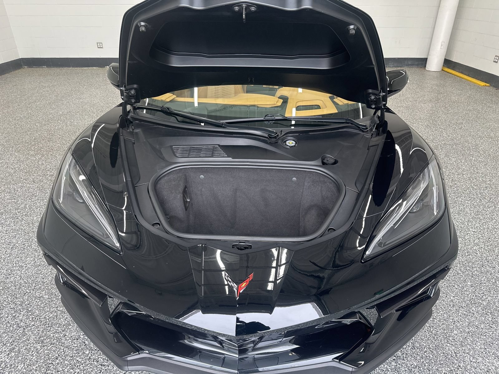 Used 2022 Chevrolet Corvette Stingray Premium Cpe w/ Z51 Performance Package RWD image 12
