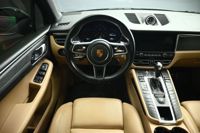 Used 2021 Porsche Macan GTS AWD/4WD image 33
