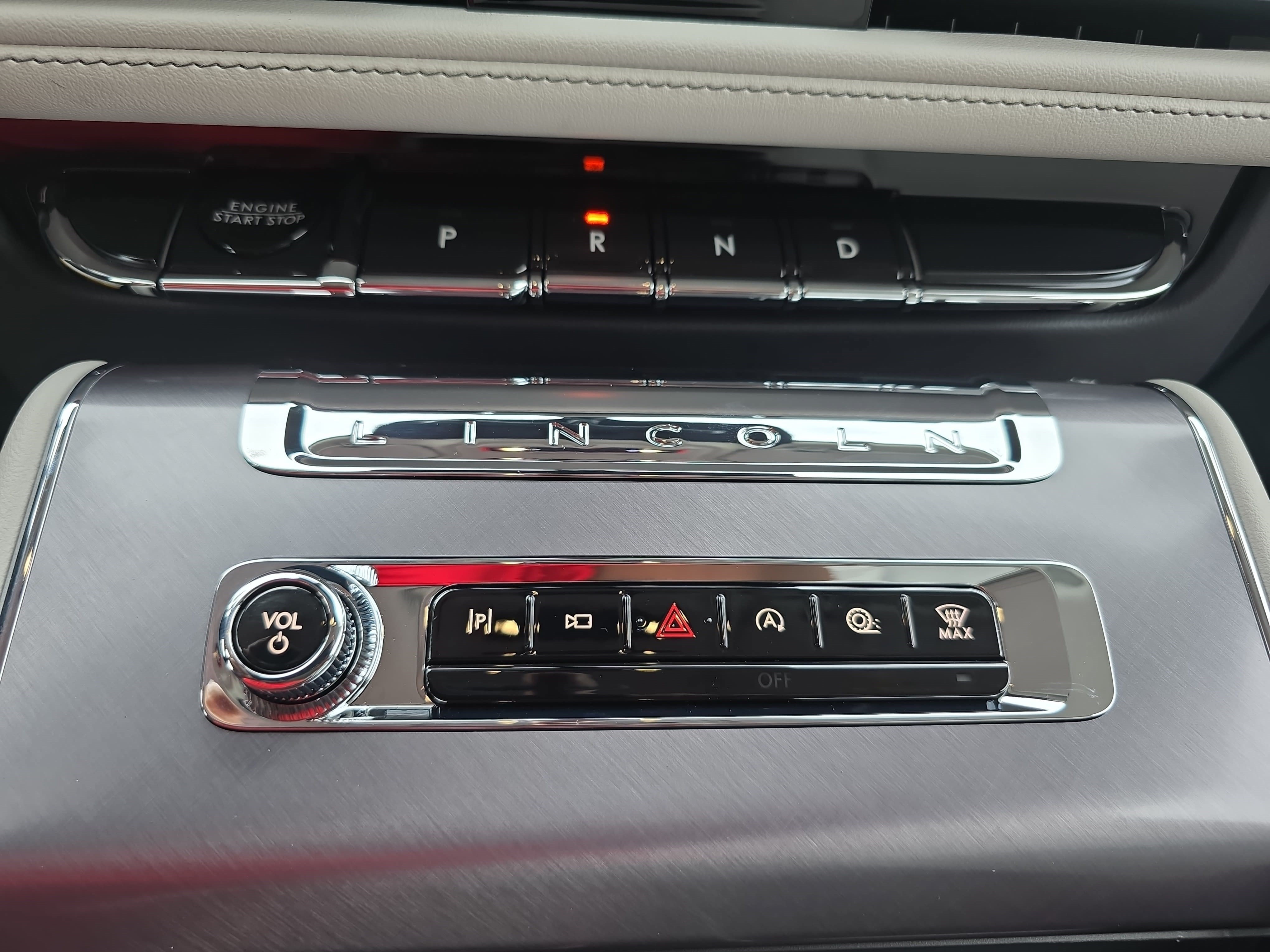 New 2026 Lincoln Aviator AWD image 27