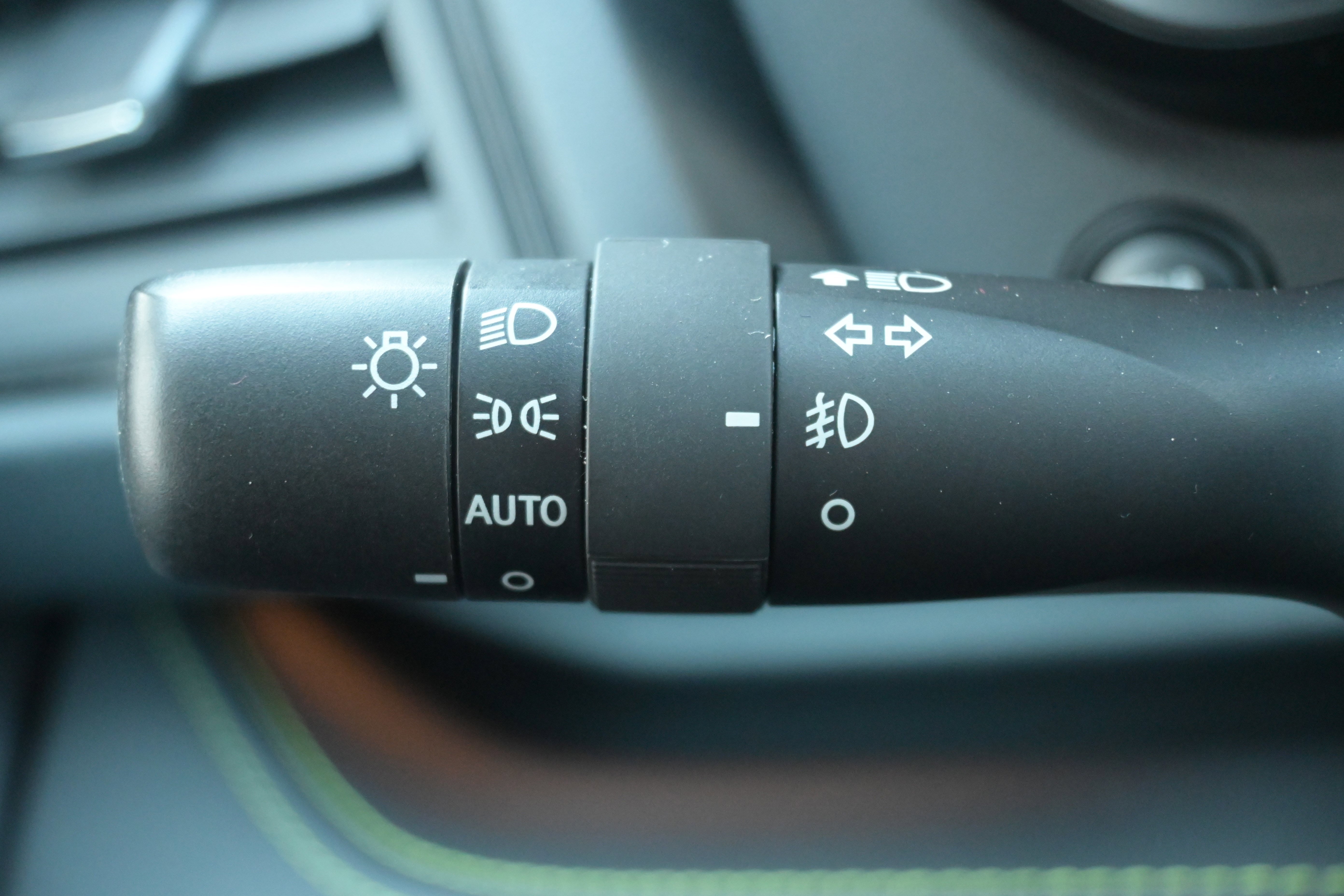 Used 2025 Subaru Ascent Bronze Edition image 29