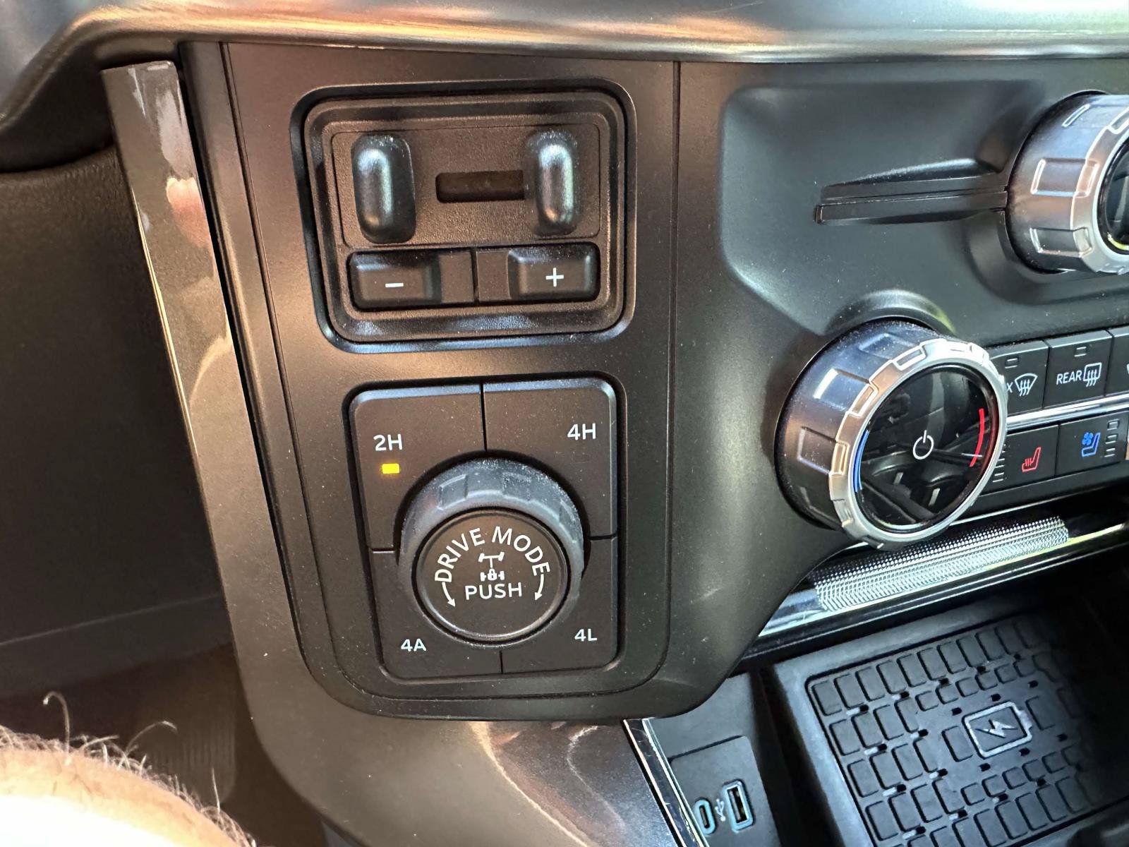 Certified 2023 Ford F150 Lariat AWD/4WD image 24