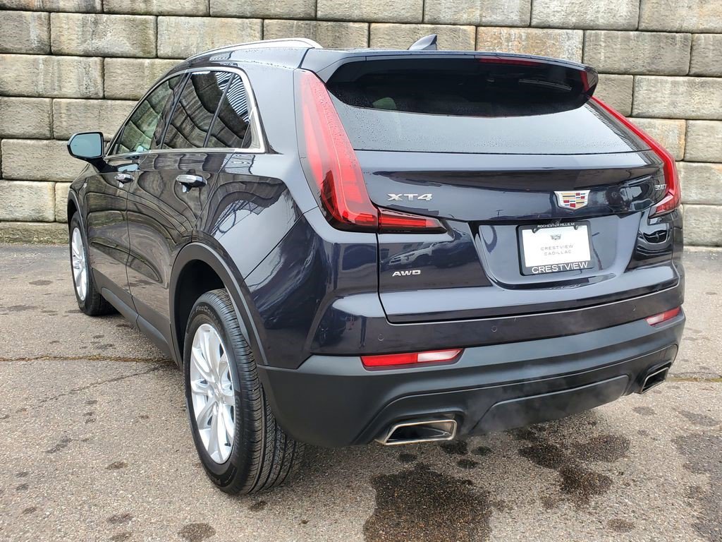 Certified 2023 Cadillac XT4 Luxury image 3