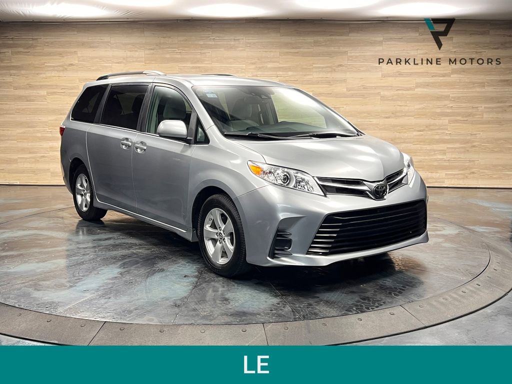 Used 2019 Toyota Sienna LE FWD image 1