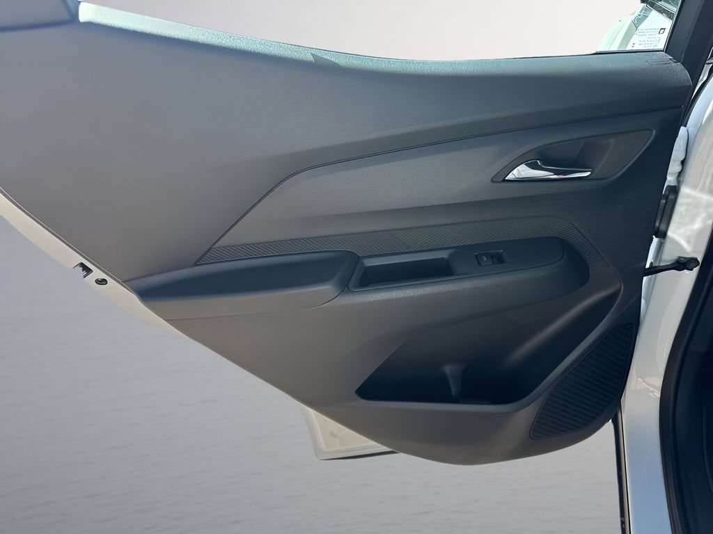 New 2027 Chevrolet Bolt LT w/ Comfort Package FWD image 27