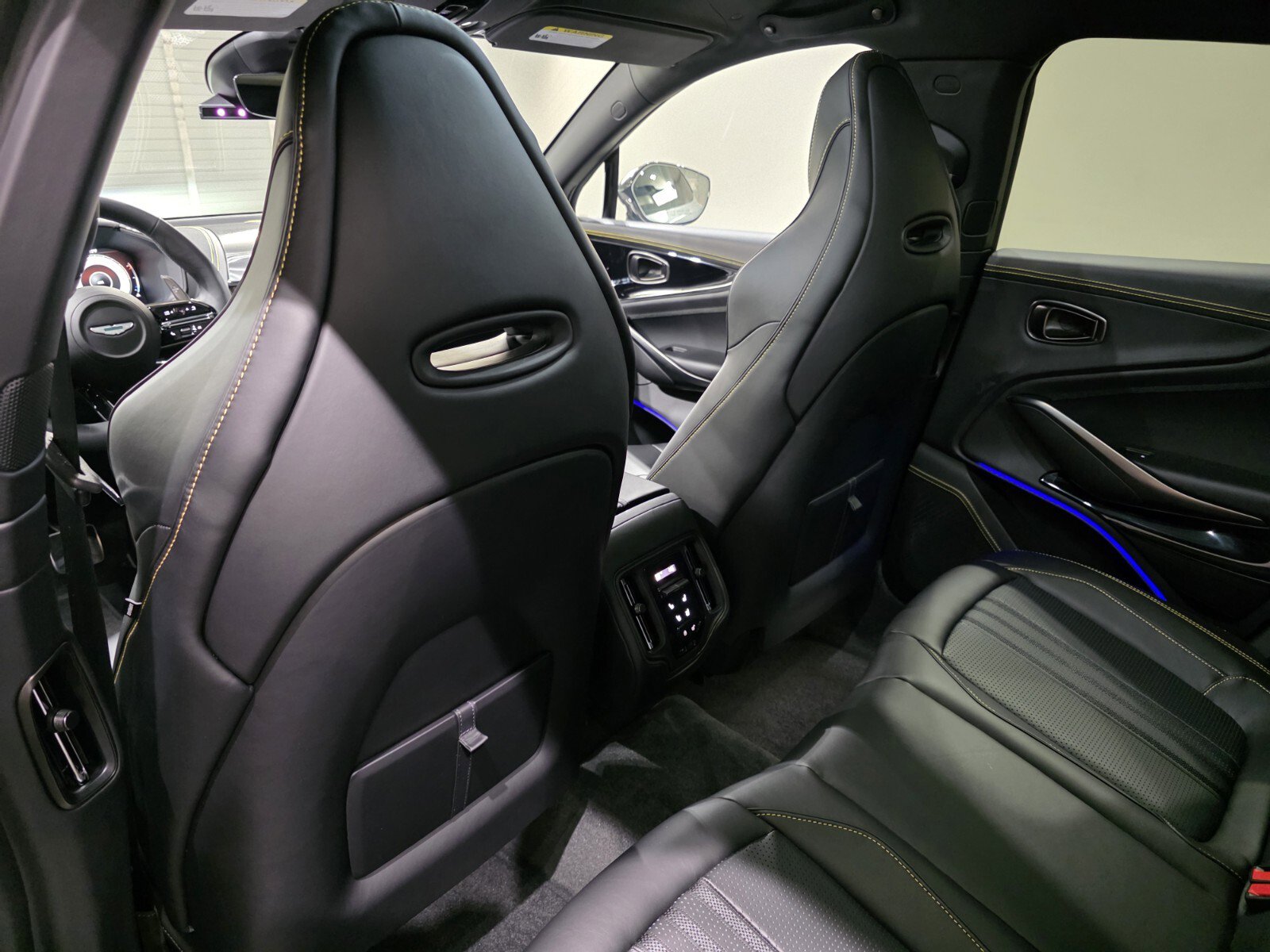 New 2026 Aston Martin DBX 707 image 19