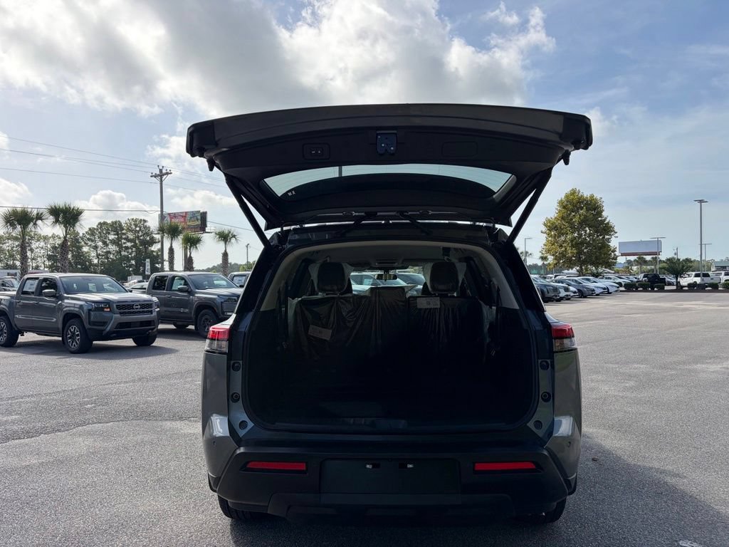 New 2026 Nissan Pathfinder SV FWD image 5