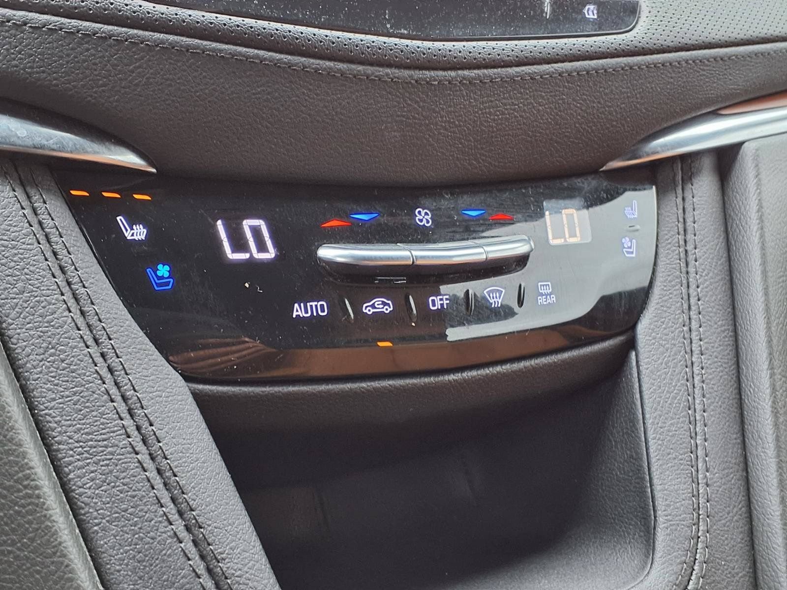 Used 2023 Cadillac XT5 Premium Luxury FWD image 19