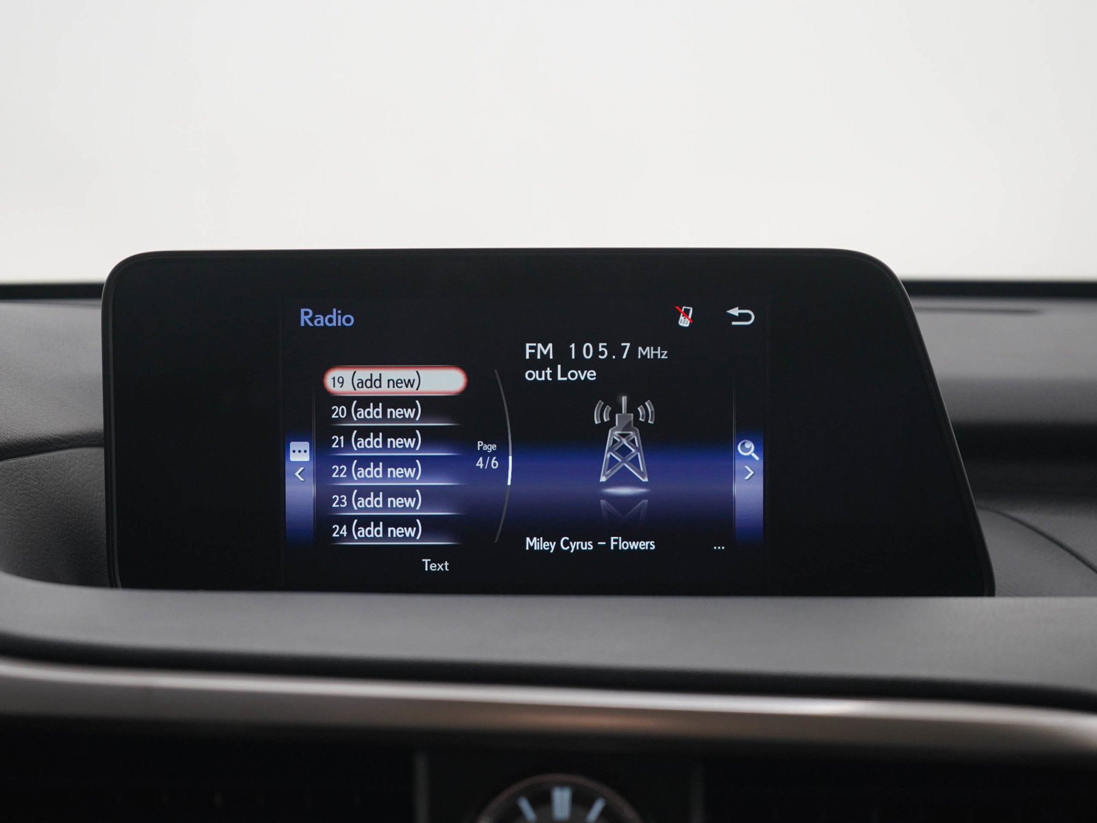 Used 2018 Lexus RX 350 AWD w/ Accessory Package image 18