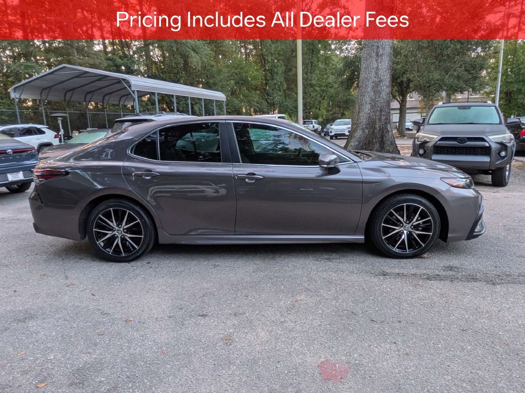 Certified 2024 Toyota Camry SE FWD image 4