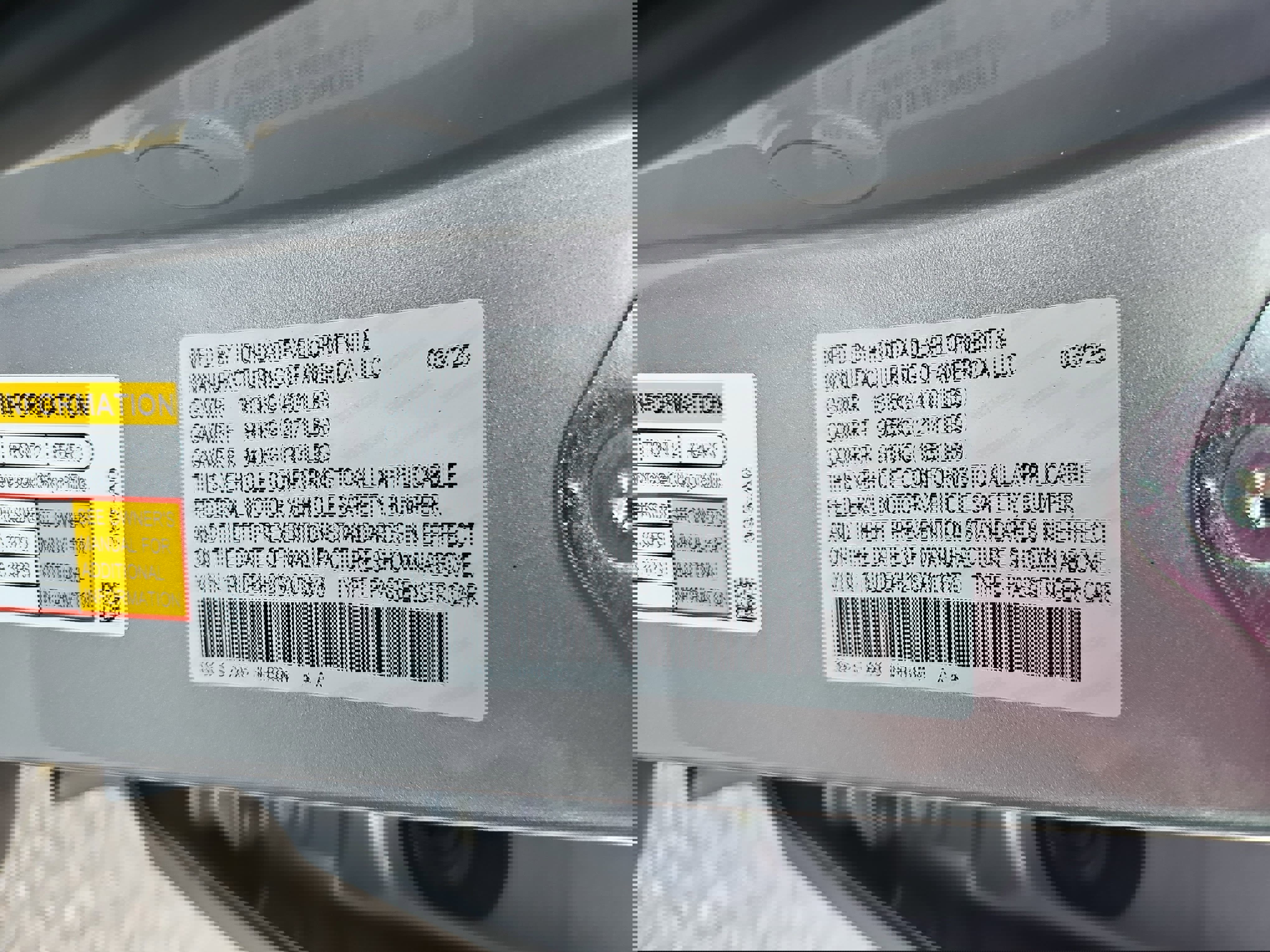 Certified 2025 Acura Integra Base image 33