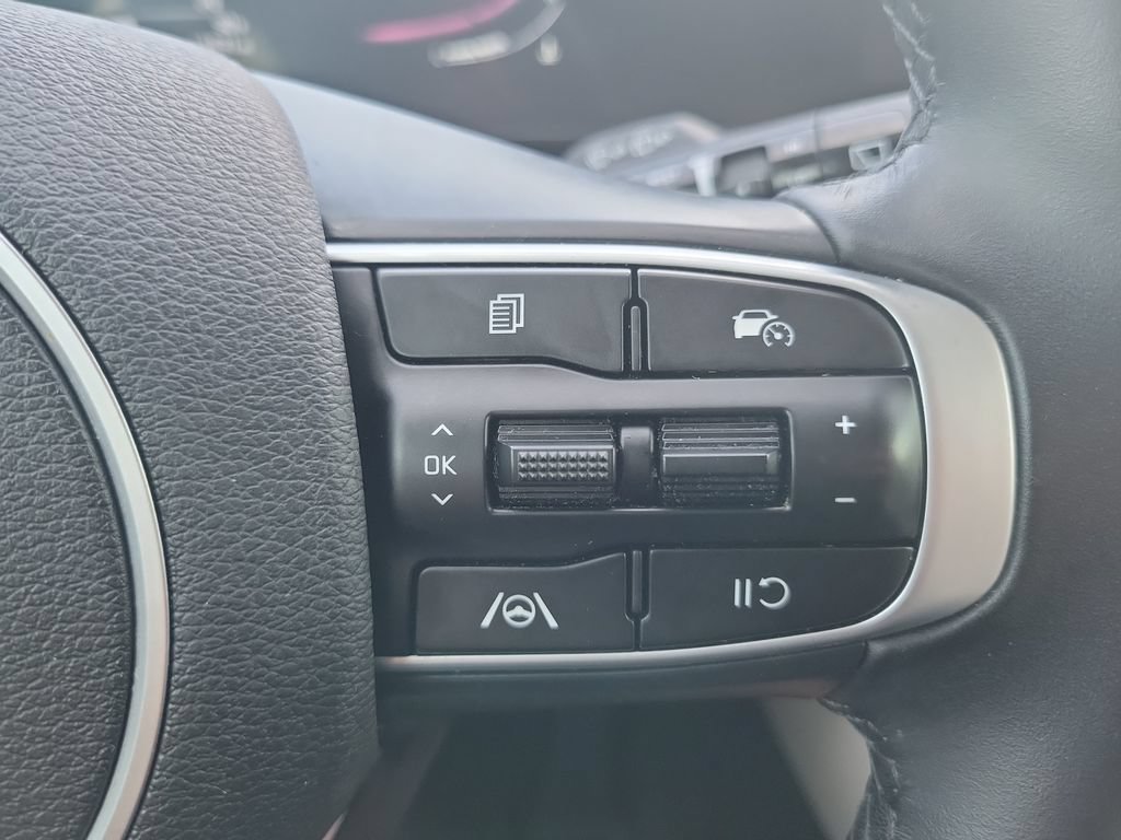 Used 2024 Kia Sportage EX FWD image 22
