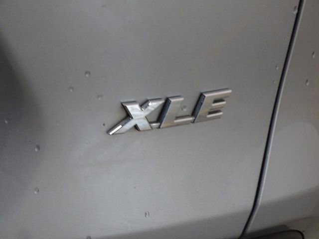 Used 2021 Toyota RAV4 XLE w/ Convenience Package image 43