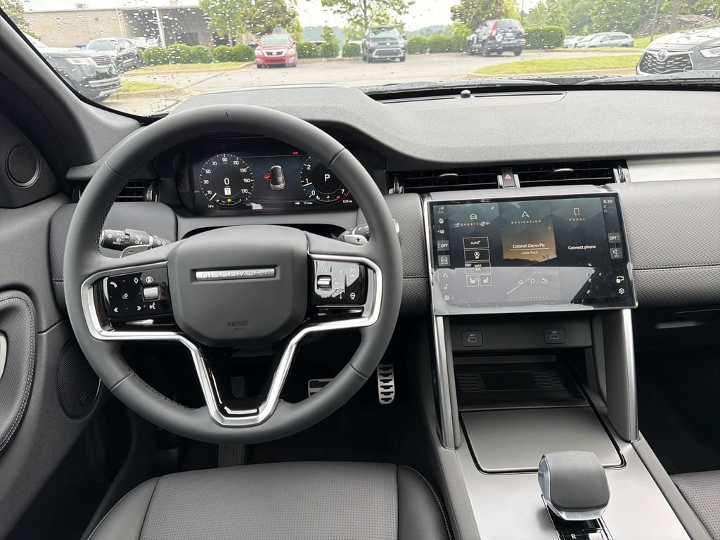 New 2026 Land Rover Discovery Sport Landmark AWD/4WD image 4