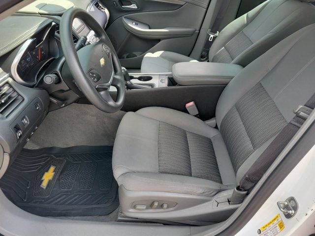 Used 2017 Chevrolet Impala LS FWD image 4