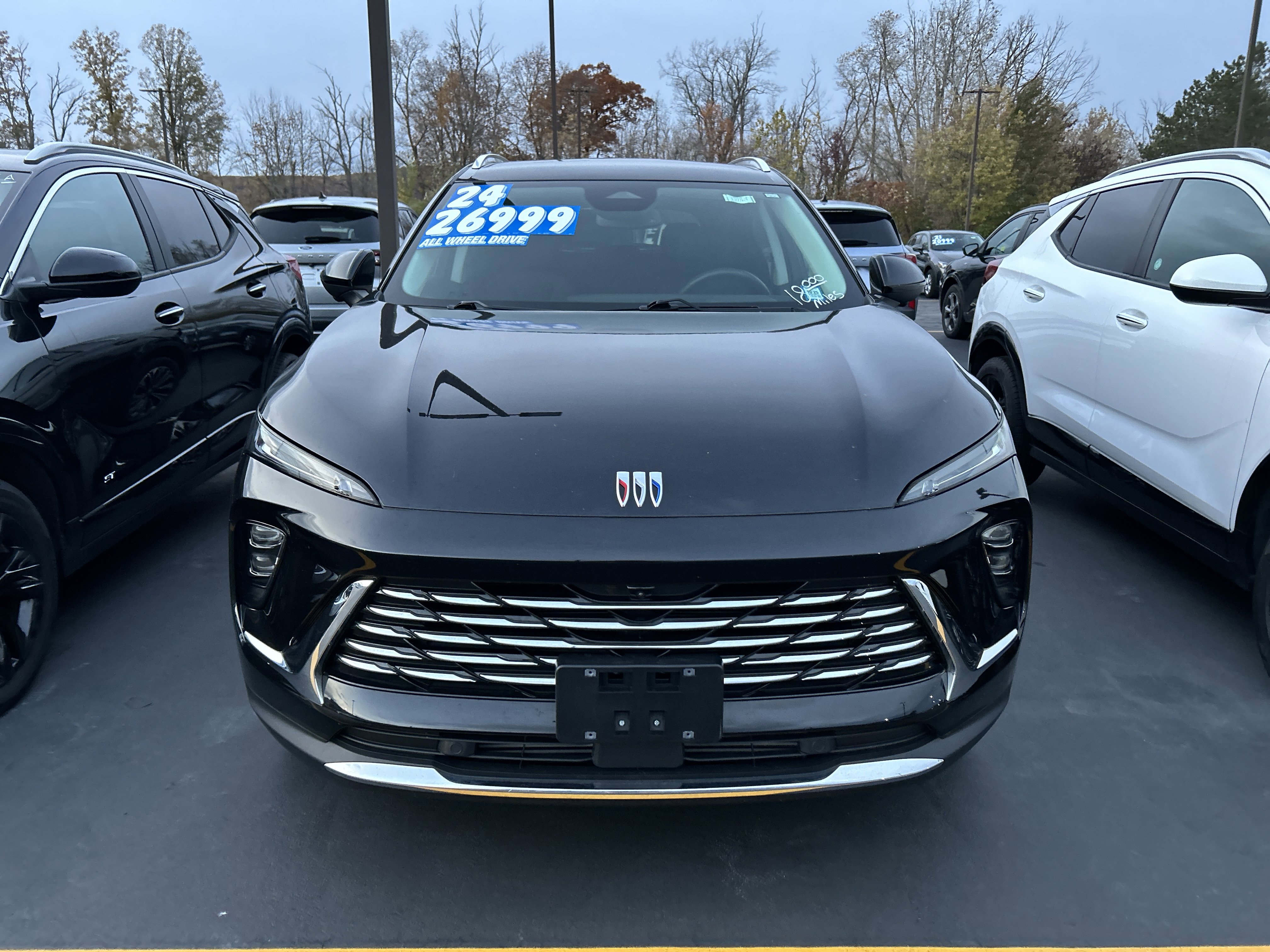 Used 2024 Buick Envision Preferred image 1