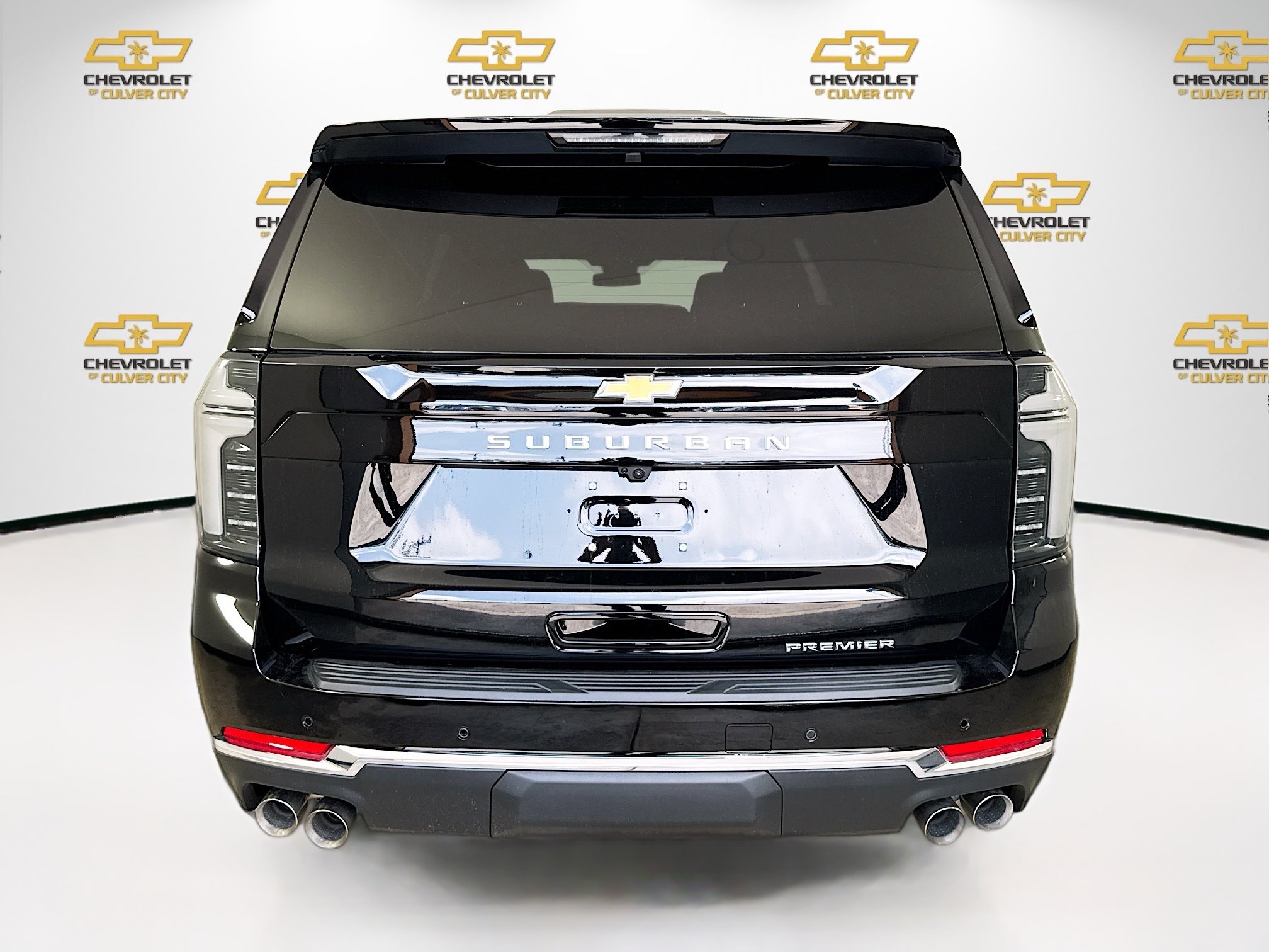 New 2026 Chevrolet Suburban Premier RWD image 7