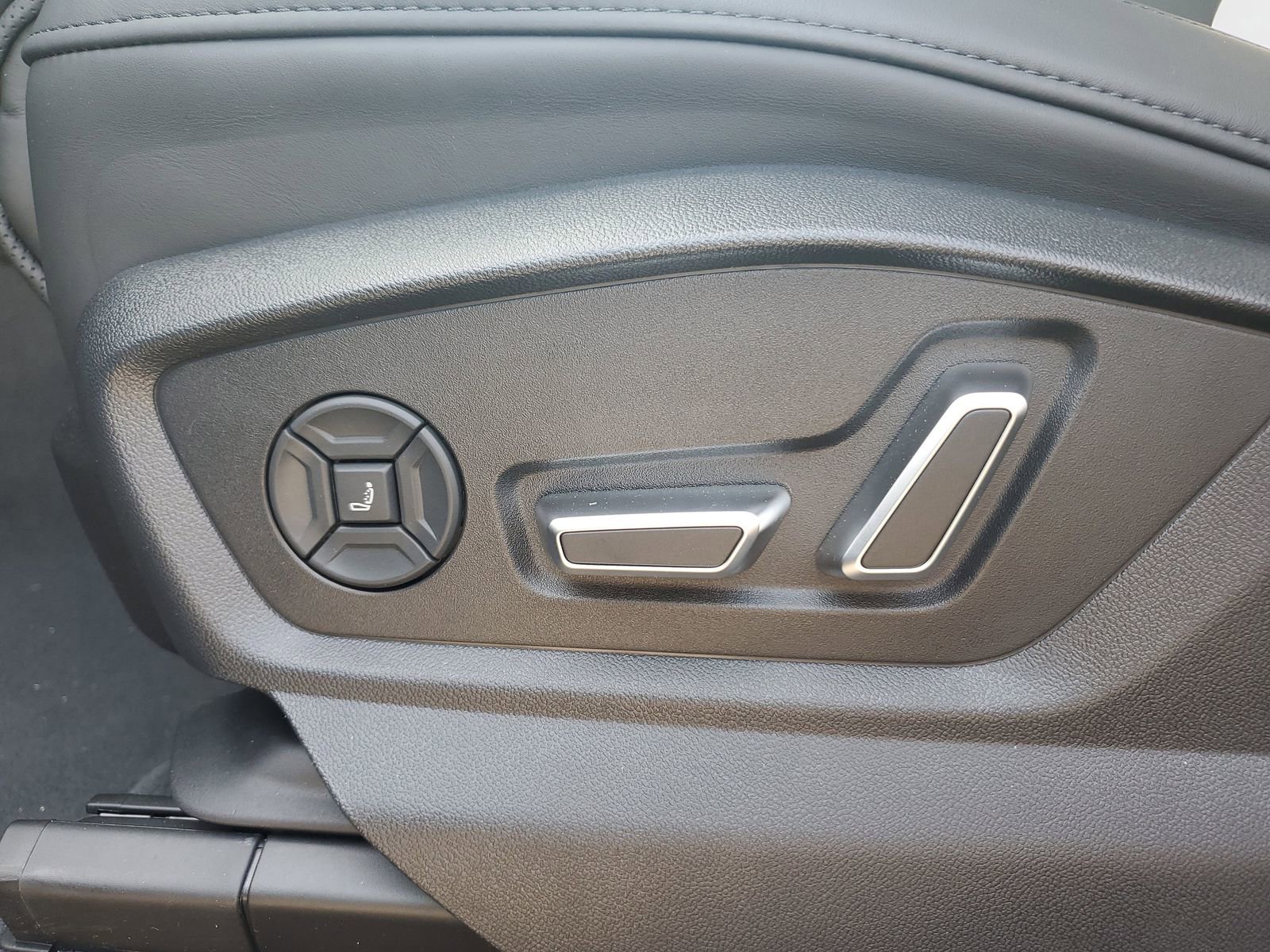 New 2026 Audi RS Q8 performance image 23