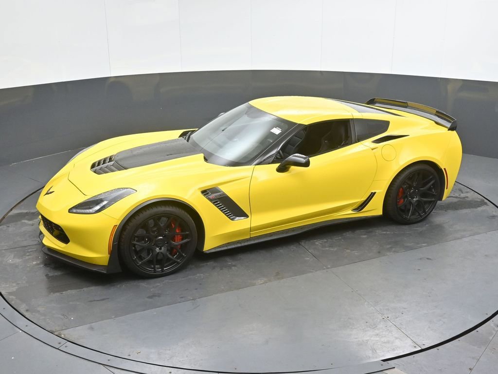 Used 2016 Chevrolet Corvette Z06 w/ Z07 Performance Package RWD image 32