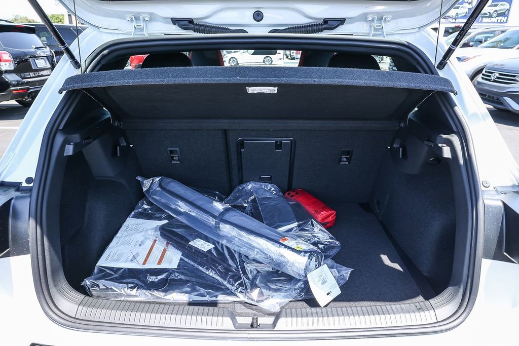 New 2025 Volkswagen GTI Autobahn image 36