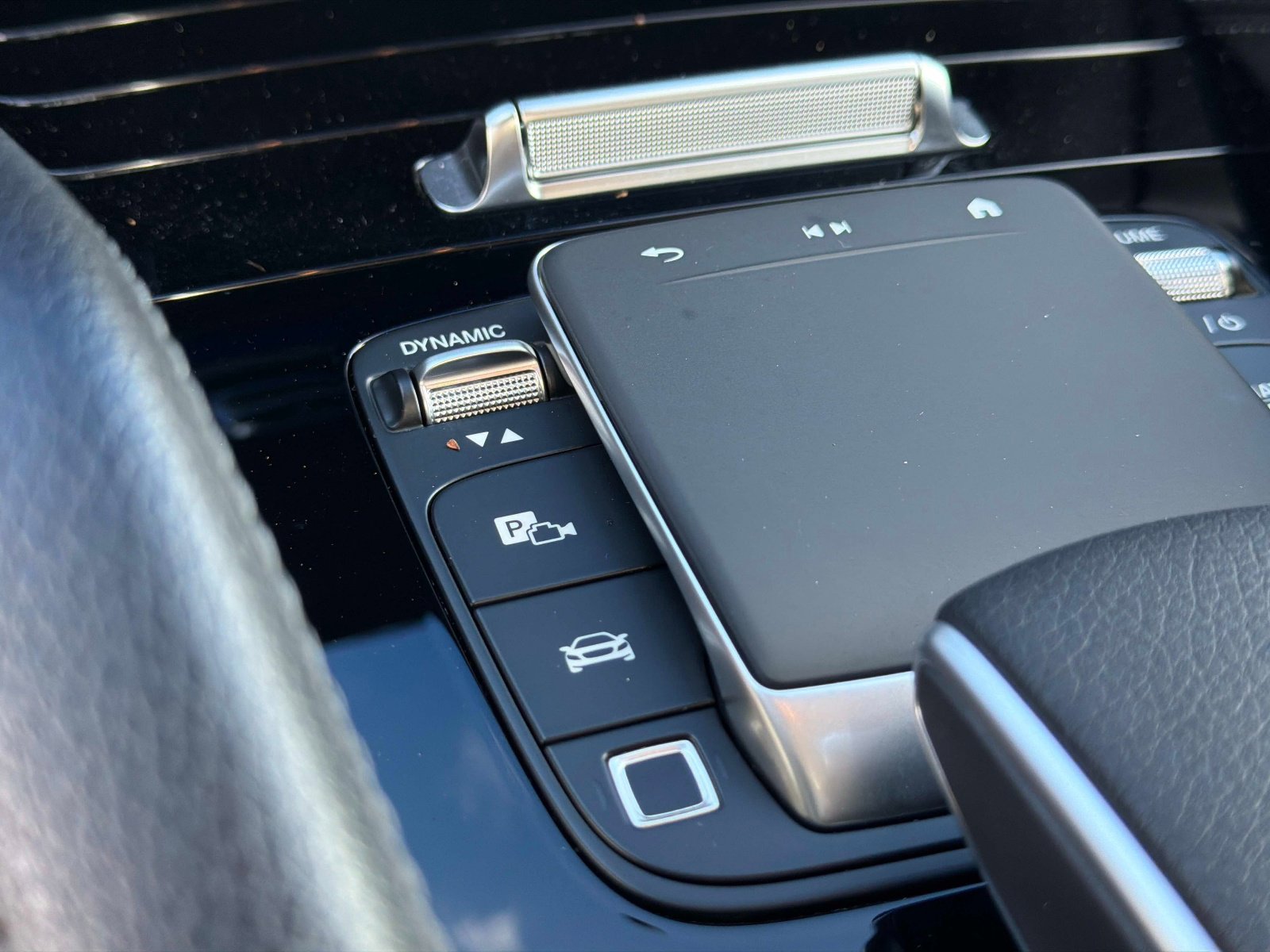 Used 2025 Mercedes-Benz GLE 450e 4MATIC image 47