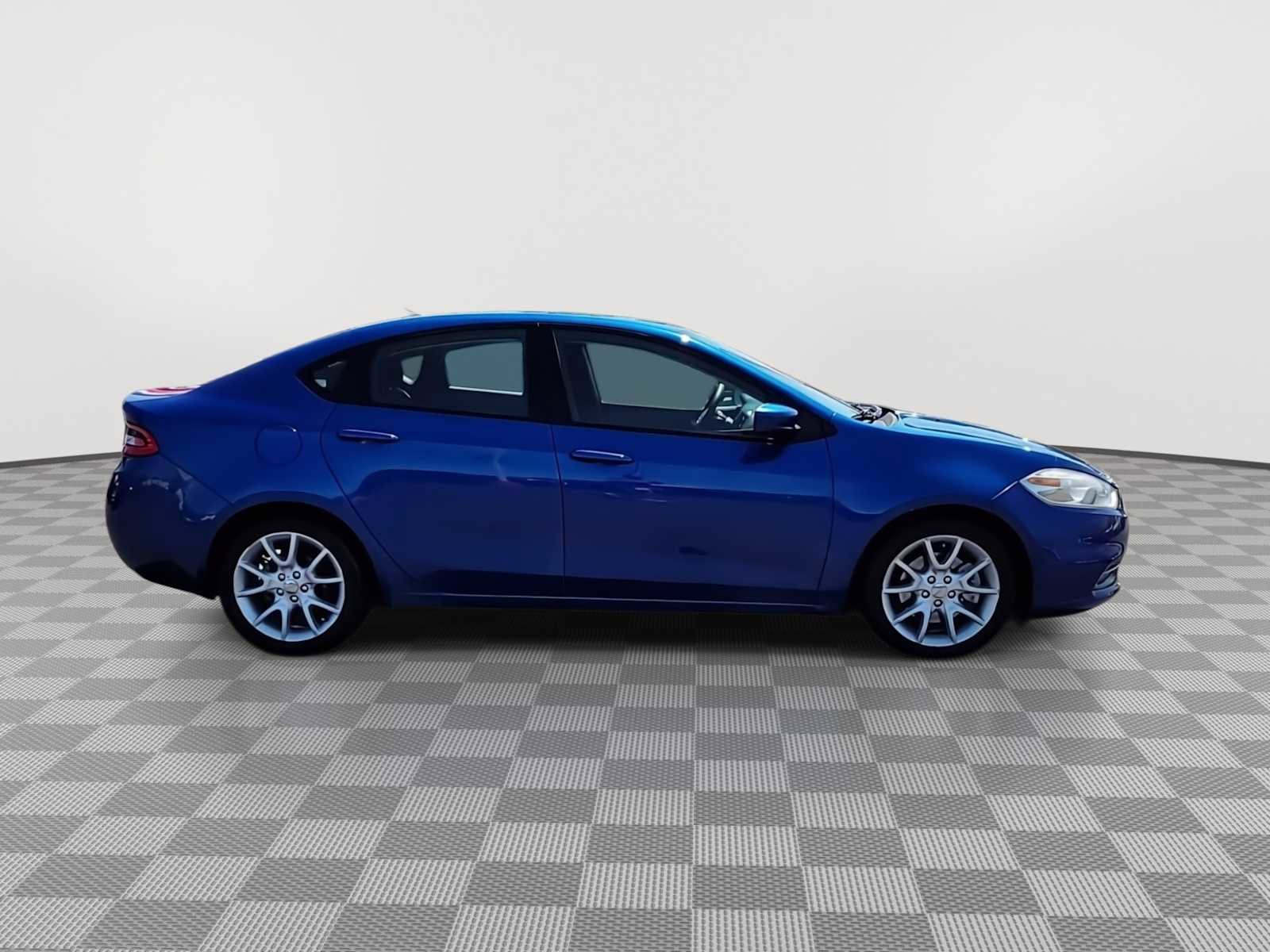 Used 2013 Dodge Dart SXT FWD image 9