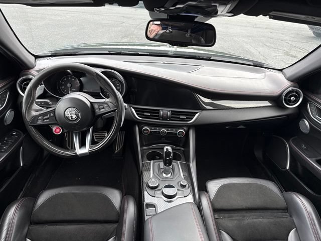 Used 2019 Alfa Romeo Giulia Quadrifoglio w/ Driver Assist Dynamic Package RWD image 3