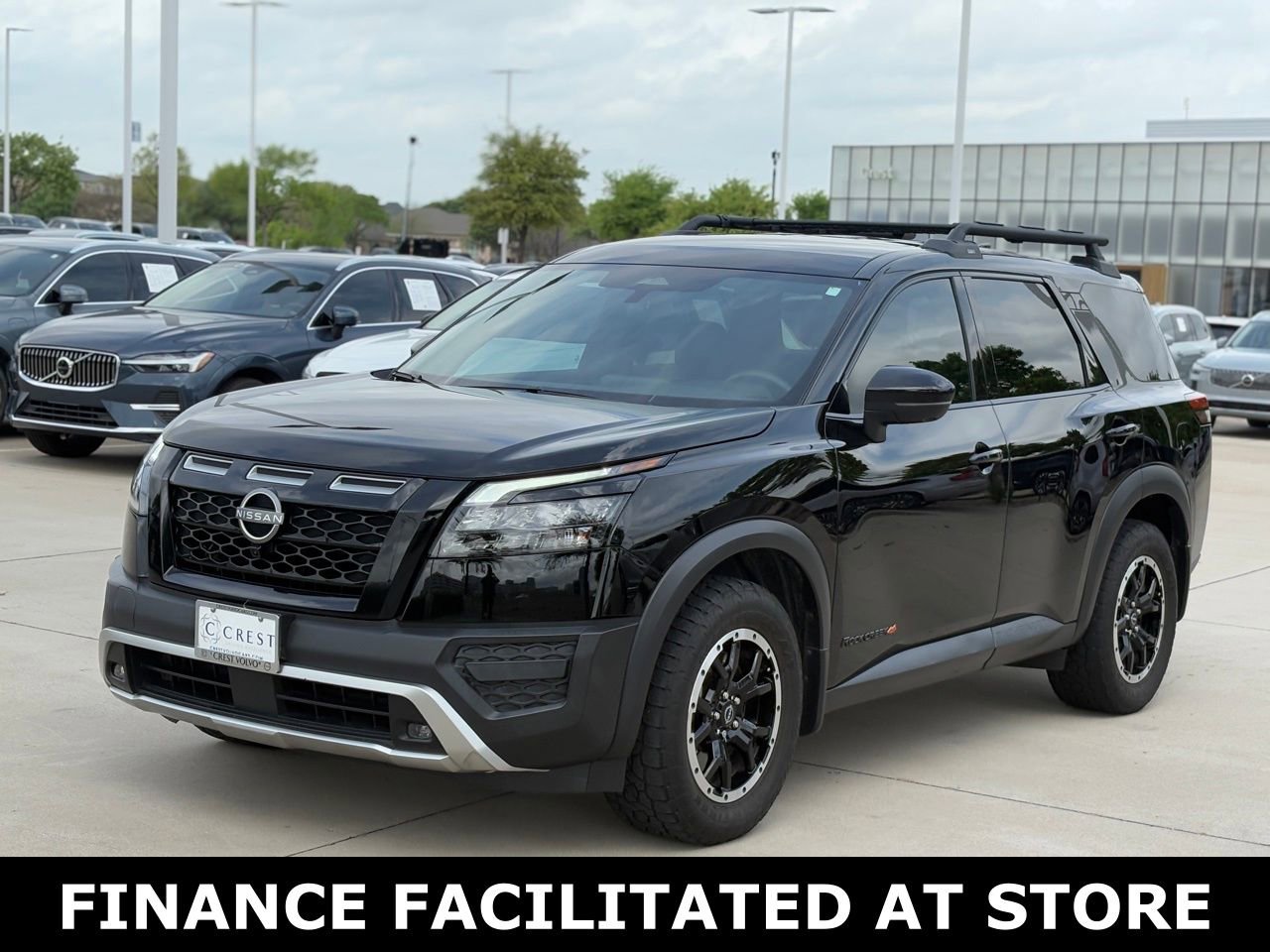 Used 2023 Nissan Pathfinder Rock Creek AWD/4WD image 3