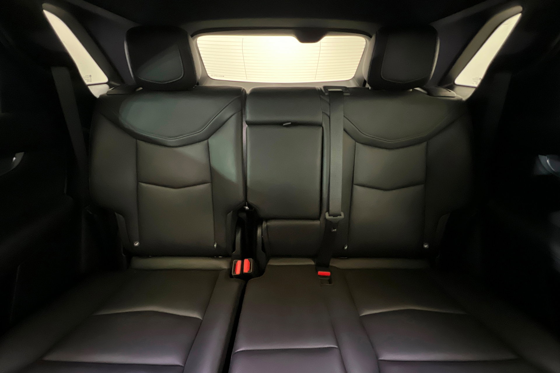 Used 2025 Cadillac XT5 Luxury w/ LPO, Floor Liner Package AWD/4WD image 26